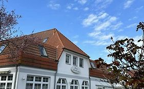 Pension & Restaurant Haus Hiddensee